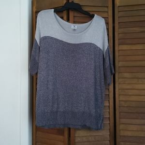 Short sleeve sweater